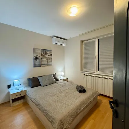 Apartment Family *